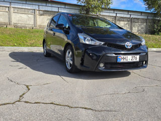 Toyota Prius + foto 2