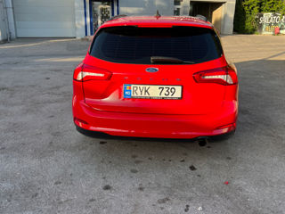 Ford Focus фото 6