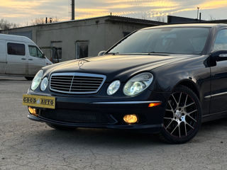 Mercedes E-Class foto 2