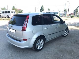 Ford C-Max foto 2