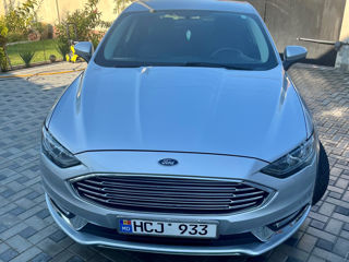 Ford Fusion foto 4