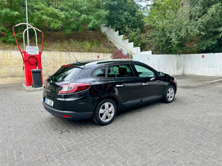 Renault Megane foto 2