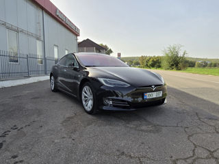 Tesla Model S foto 3