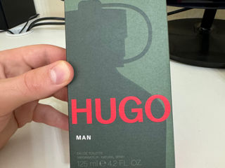 Vând parfum hugo boss