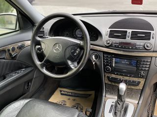 Mercedes E Class foto 5