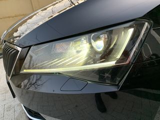 Skoda Superb foto 8