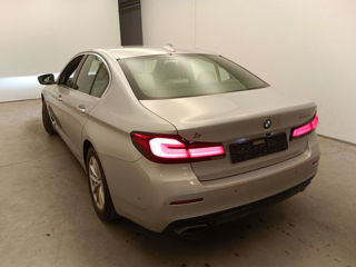 BMW 5 Series foto 6