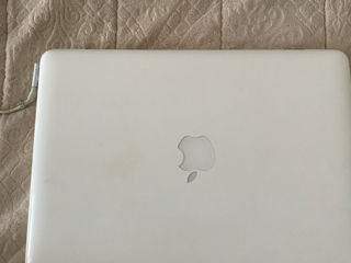 Macbook Mid 2010 foto 1