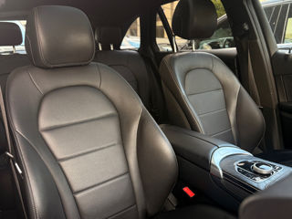 Mercedes GLC foto 11
