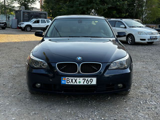 BMW 5 Series foto 2