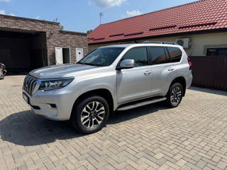Toyota Land Cruiser Prado фото 0