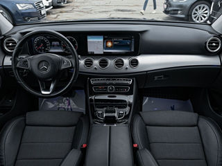 Mercedes E-Class foto 6