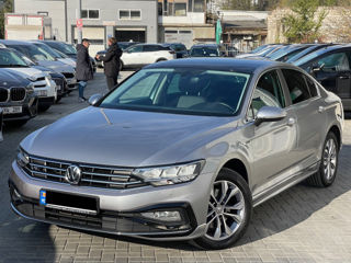 Volkswagen Passat foto 4