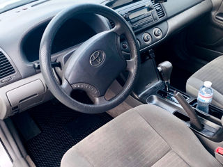 Toyota Camry foto 10