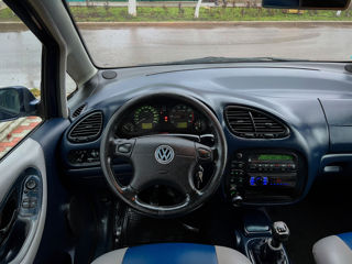 Volkswagen Sharan foto 18