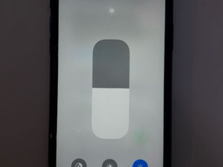 iPhone XR 64 GB URGENT foto 4