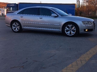 Audi A8 foto 6