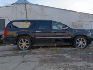Разборка Cadillac Escalade 2008г 6.2 бенз (L9H), AT (6L80) цвет 41U (Black) фото 7