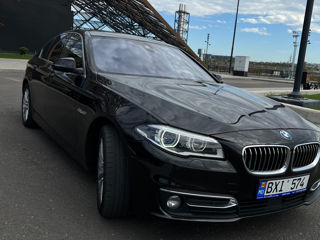 BMW 5 Series foto 2