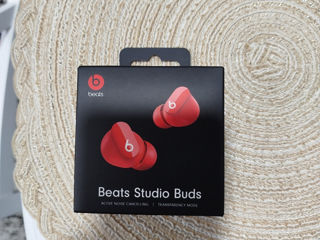 Beats Studio Buds