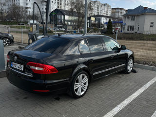 Skoda Superb foto 3