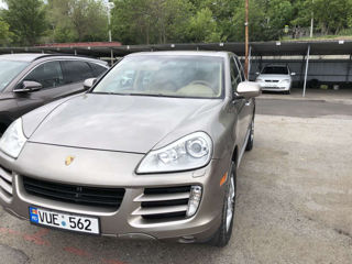 Porsche Cayenne фото 0