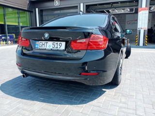 BMW 3 Series foto 6