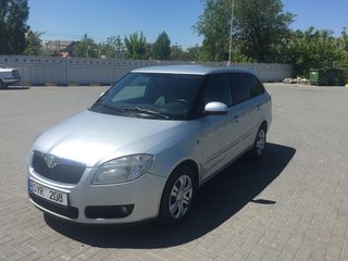 Skoda Fabia foto 4