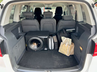 Volkswagen Touran foto 18