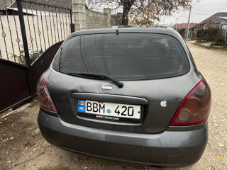 Nissan Almera foto 5