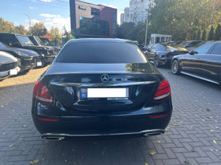 Mercedes E-Class foto 5