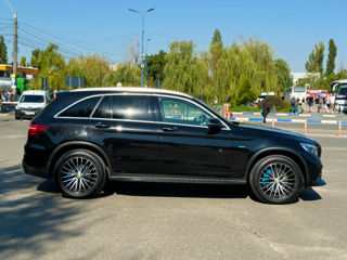 Mercedes GLC foto 4