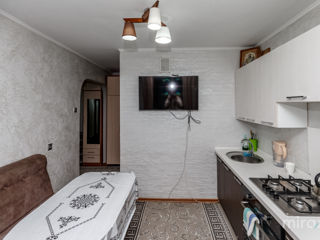 Apartament cu 2 camere, 54 m², Centru, Ialoveni foto 2