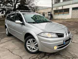 Renault Megane foto 3