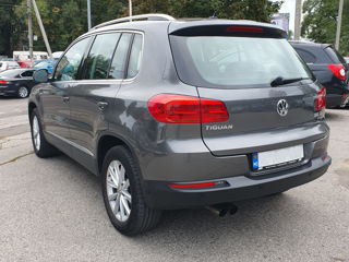 Volkswagen Tiguan foto 4