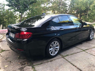 BMW 5 Series foto 7