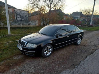 Skoda Superb foto 4