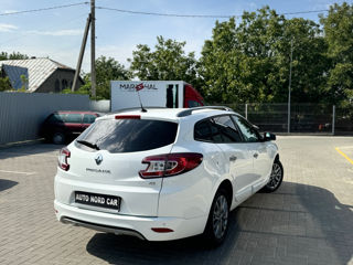 Renault Megane foto 4