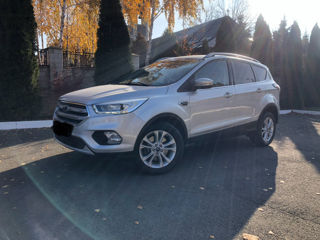 Ford Kuga foto 2