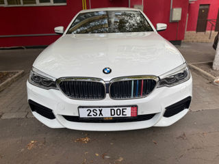 BMW 5 Series foto 1