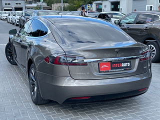 Tesla Model S foto 4