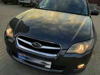 Subaru Legacy foto 10