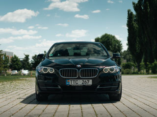 BMW 5 Series foto 5