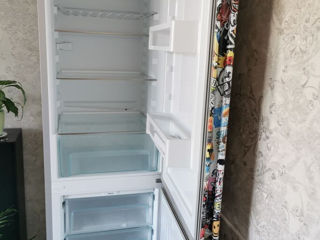 Vindem frigiderul nostru marca liebherr functioneaza perfekt frigideru a fost prokurat din germania