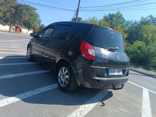 Renault Scenic foto 8