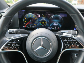 Mercedes E-Class foto 16