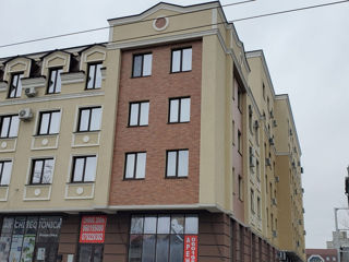 2-х комнатная квартира, 74 м², Центр, Кишинёв
