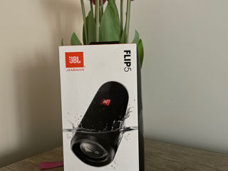 Vind boxă nouă JBL Flip 5, la Darvin costă 2499 lei, economie 499 lei foto 3