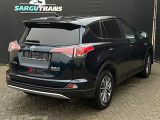 Toyota Rav 4 foto 4