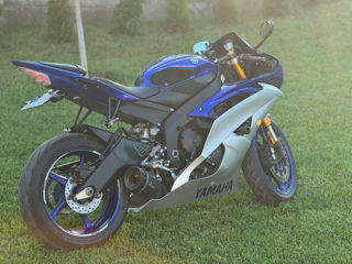 Yamaha R6 foto 4